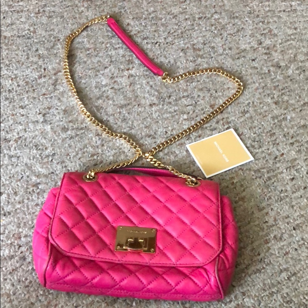OMG HOT PINK MK QUILTED PINK BAG!!!💕💘